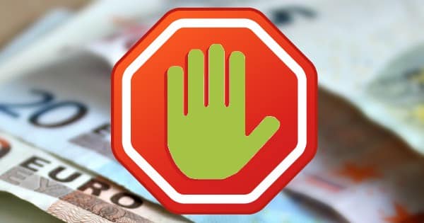 Anti-virus away! Android banking trojan blocks security apps to evade detection