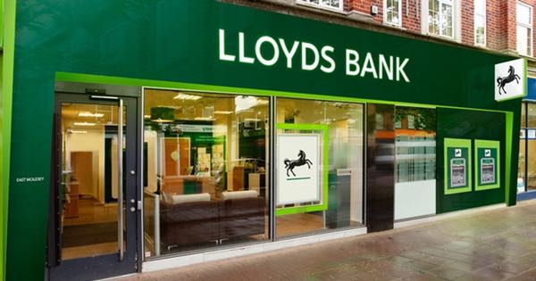 Internet gang claims it caused Lloyds Bank outage via a DDoS attack