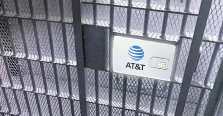 Former AT&T store worker jailed after moonlighting as a SIM-swap gang’s inside man